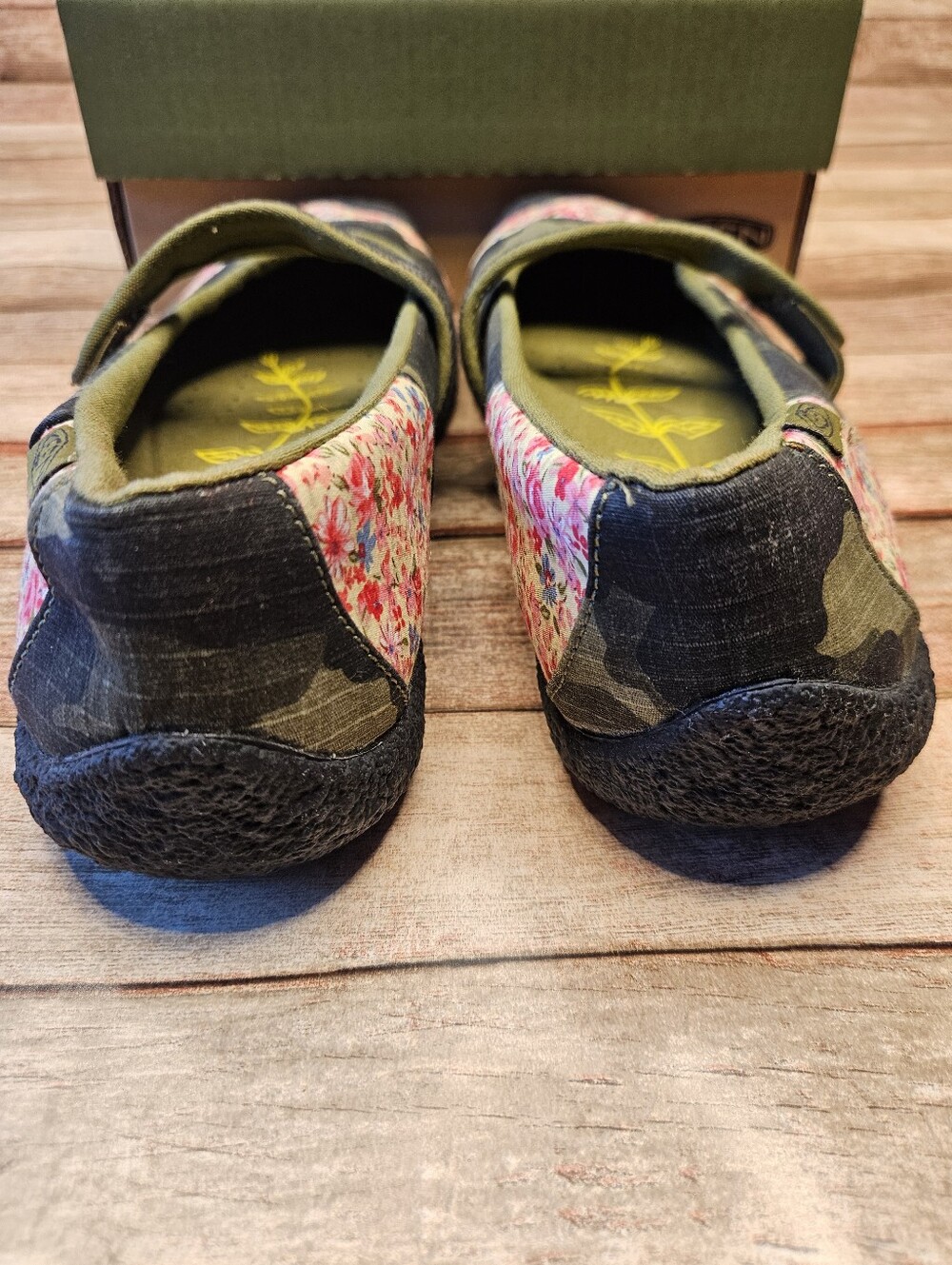KEEN Harvest MJ Shoes - Picture 8 of 9